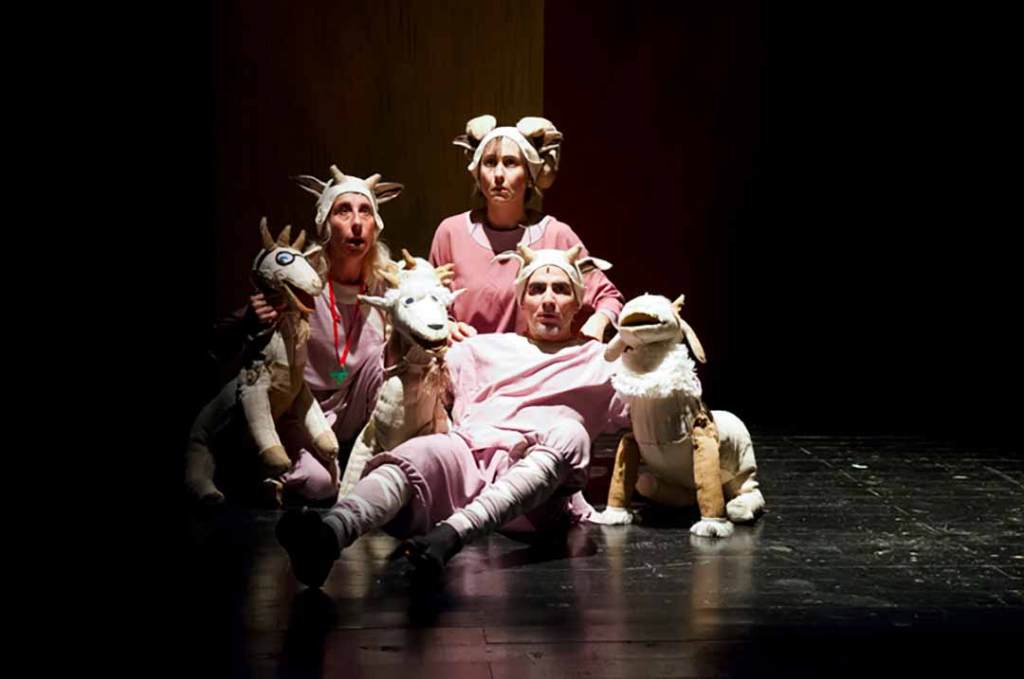 "Los Siete Cabritillos" Compañía Pupaclown